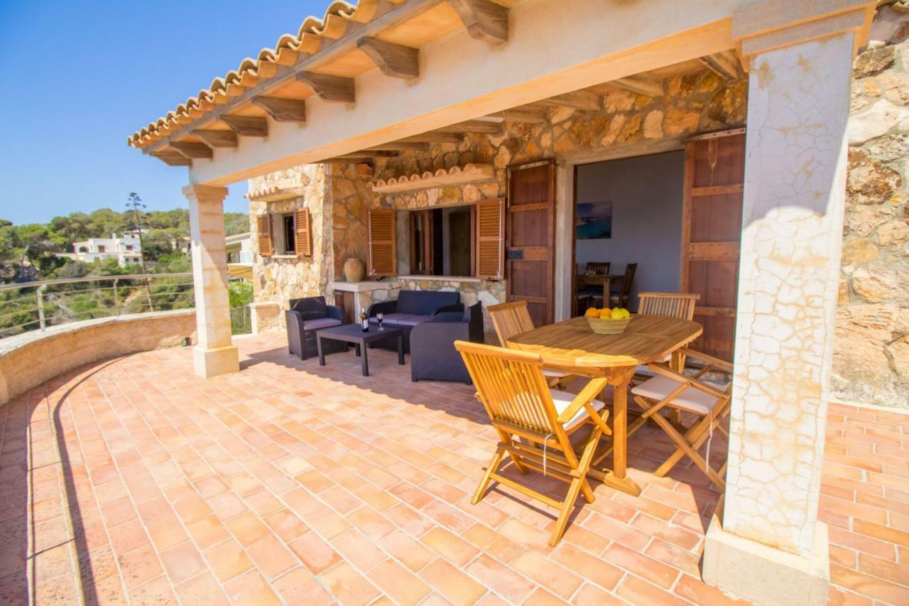Beautiful private villa on the sea Santanyí Esterno foto